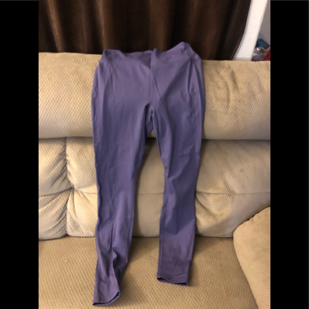 Purple fabletics leggings